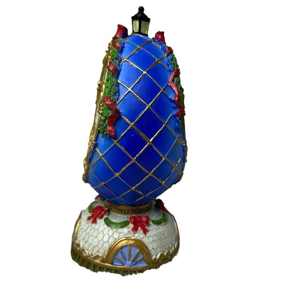Christmas Music Box Egg Ornamental- Plays “We Wish You A Merry X-mas” Home Trees - Picture 7 of 13